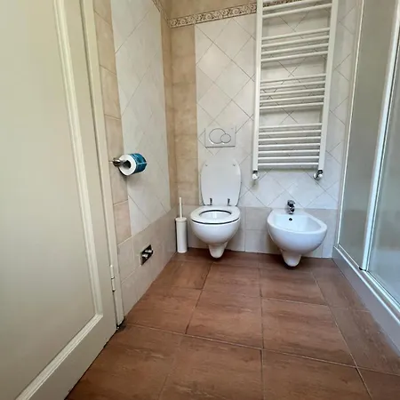 Art Guelfa Apartman *